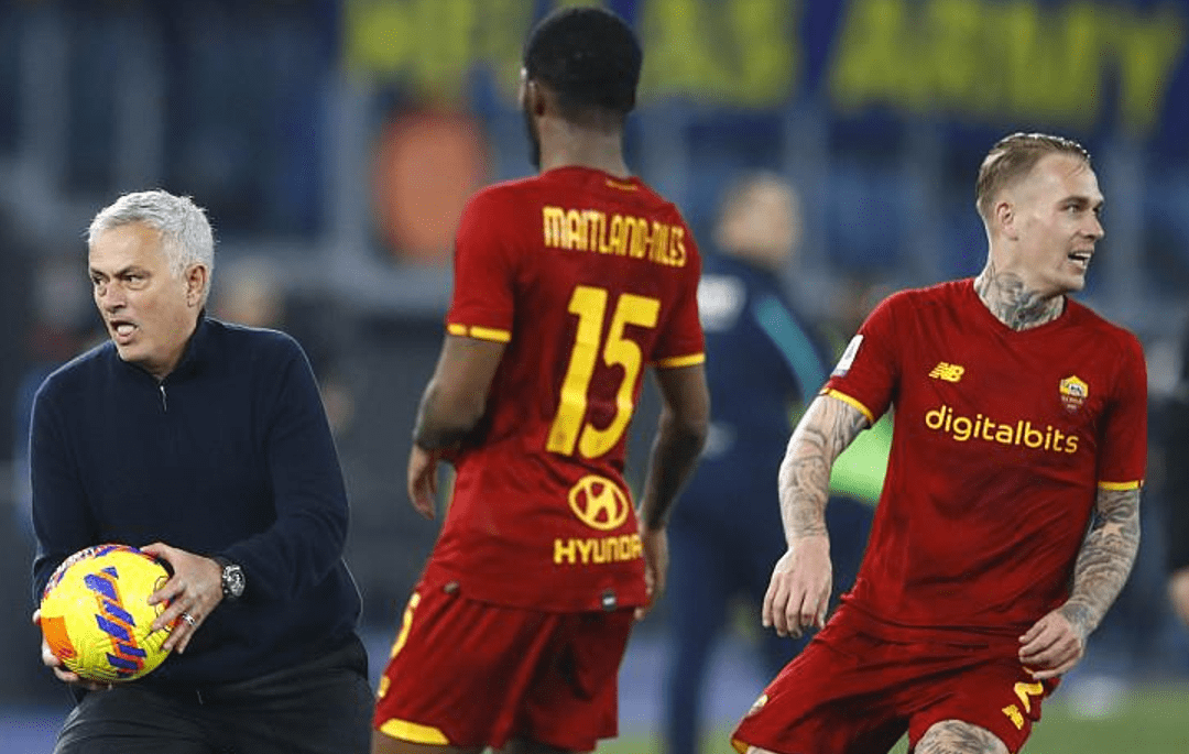 九游APP-包含埃因霍温内部会议纪要流出：赛后门线救险；意甲使命明确；身体对抗强度拉满的词条