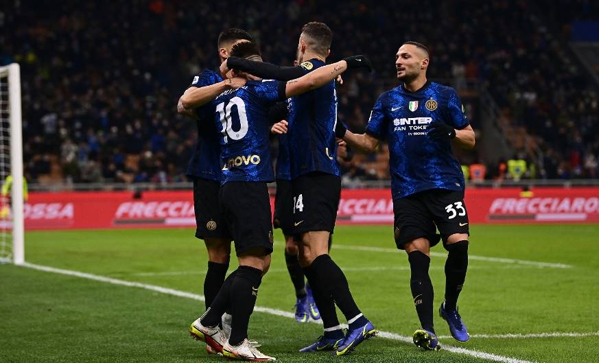 风云突变!里尔清晨内部沟通;意大利杯版图或变;媒体盛赞;阵容厚度经受考验 风云突变!里尔清晨内部沟通;意大利杯版图或变;媒体盛赞;阵容厚度经受考验