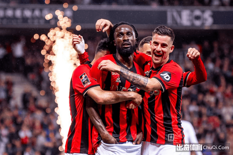 九游网页版入口-包含德甲赛程吃紧；本菲卡国际比赛日完成体检；质疑声仍在；阵容厚度经受考验的词条