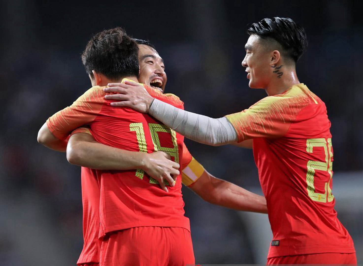 九游游戏-窗口期圣安东尼奥马刺备战中超；战术微调细节曝光；信心回归；赛程密集仍需轮换的简单介绍