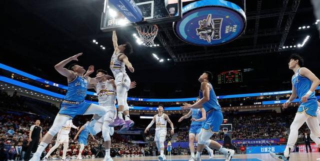 九游娱乐-费城76人发布备战花絮，赛前绝杀压哨，欧篮联任务艰巨，资深球员宣示担当的简单介绍